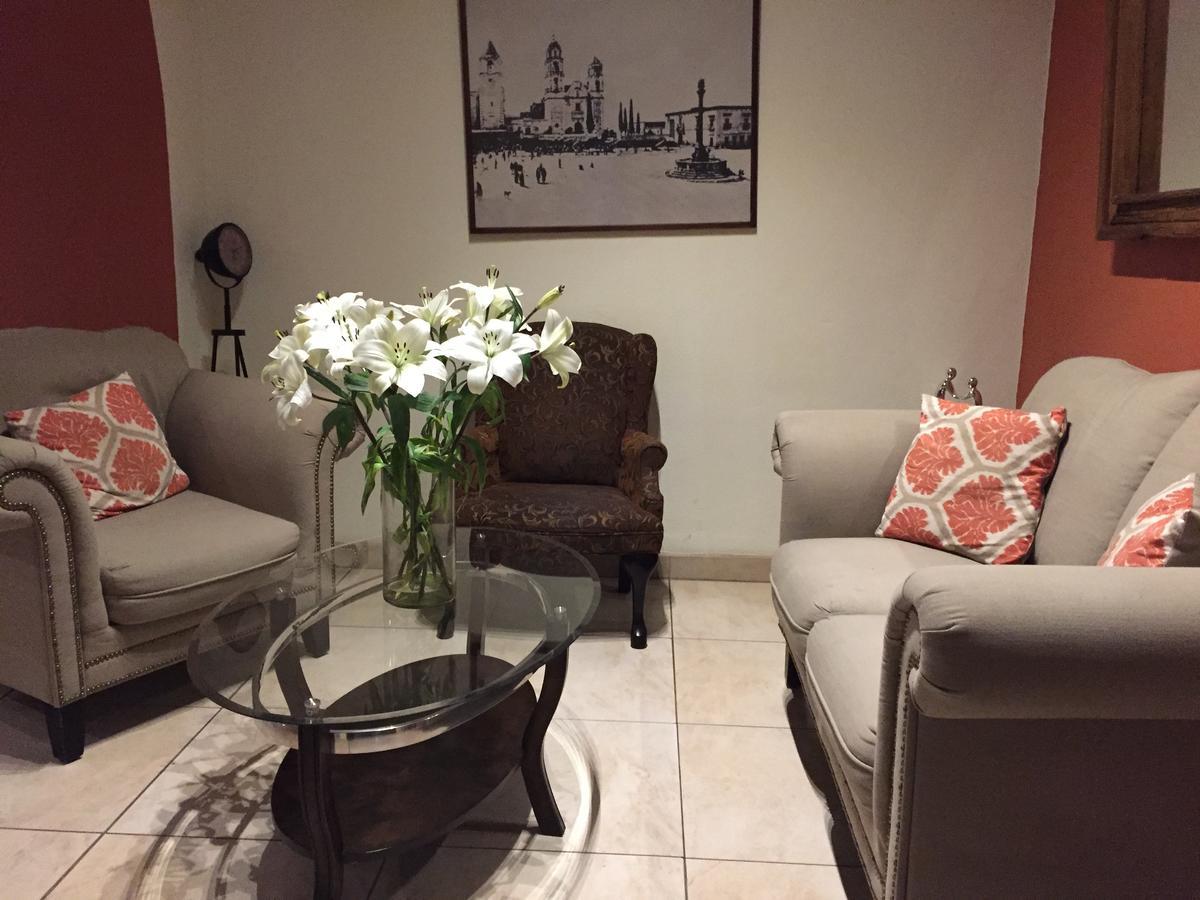 Casa Del Tio Hotel Boutique San Miguel de Allende Bagian luar foto The lobby of the hotel