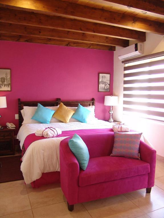 Casa Del Tio Hotel Boutique San Miguel de Allende Ruang foto A bedroom at the hotel