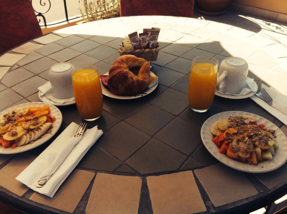 Casa Del Tio Hotel Boutique San Miguel de Allende Bagian luar foto A typical breakfast